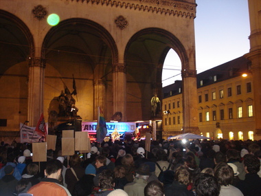 münchen vor der feldherrenhalle