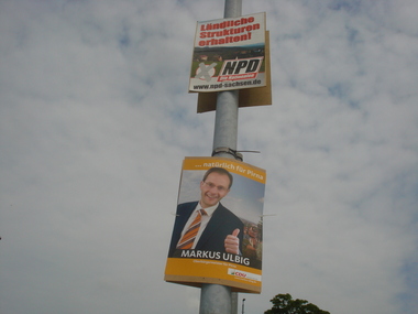 npd- und cdu-plakat in pirna