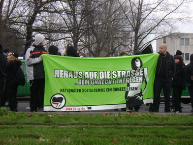 Vereinsamte Heraus auf die Straße-Transparentträger