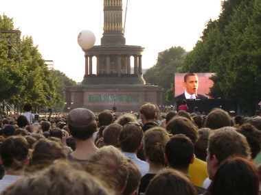 Obama redet an der Siegessäule vor 250.000 Menschen